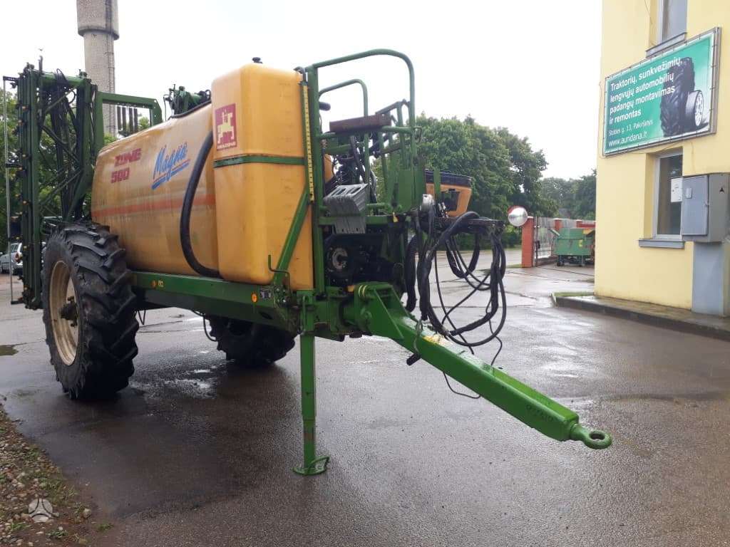 Amazone UG 4500, разбрызгиватели