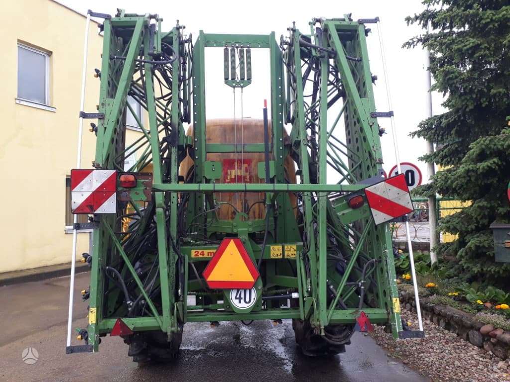 Amazone UG 4500, разбрызгиватели
