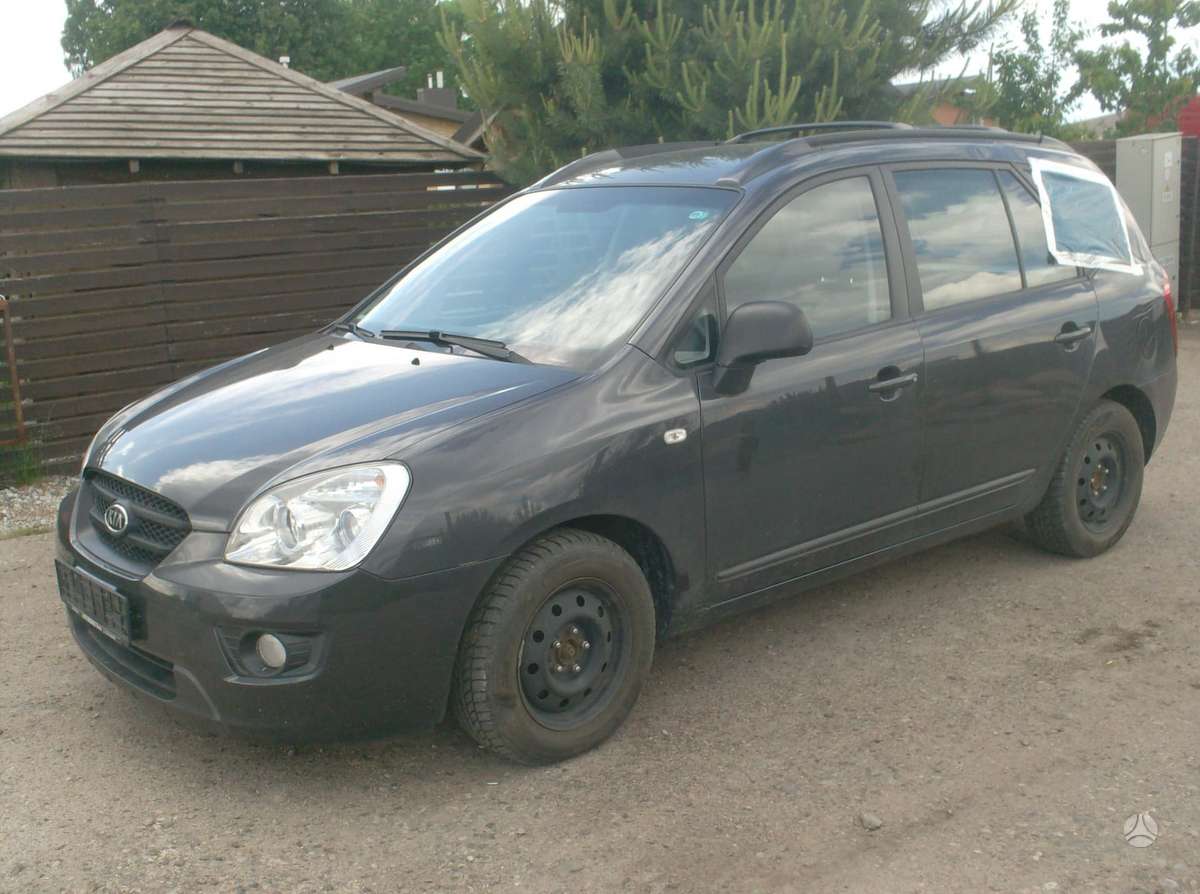 Kia Carens