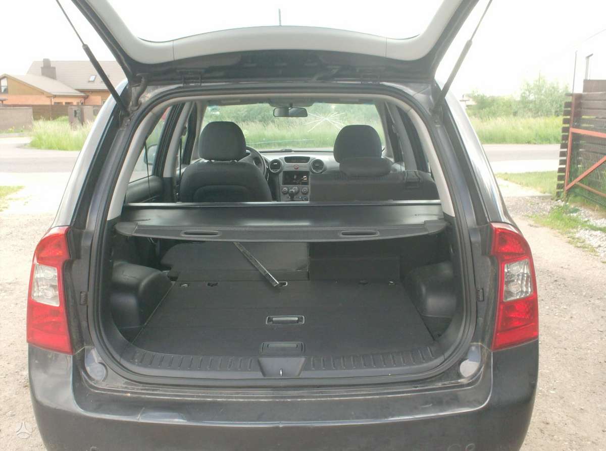 Kia Carens