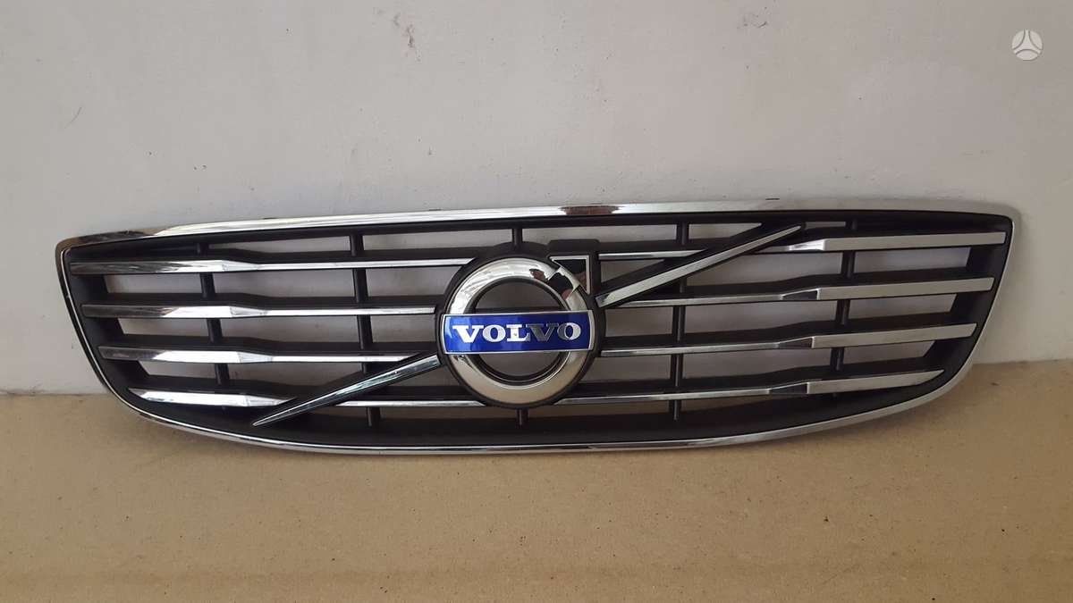 Volvo V70 frame rails (fornt, rear), lights