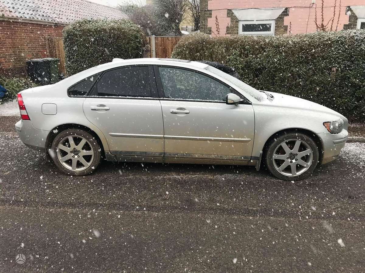 Volvo S40