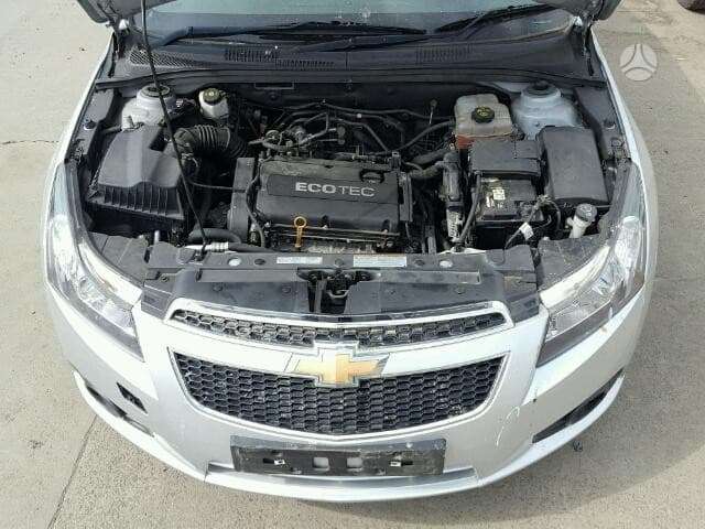 Chevrolet Cruze for parts