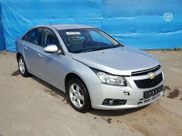 Chevrolet Cruze dalimis
