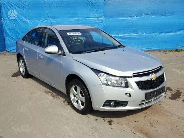 Chevrolet Cruze for parts