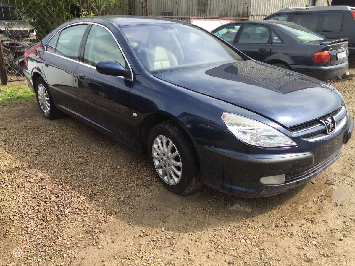 Peugeot 607
