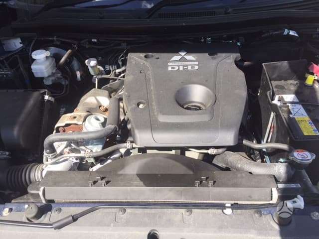 Mitsubishi L200 for parts