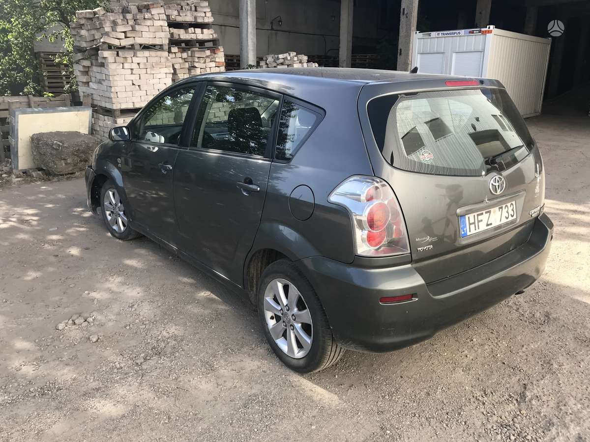 Toyota Corolla Verso rezerves daļās