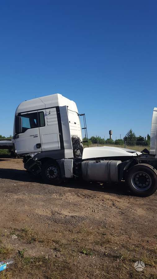 MAN TGX, vilcējs