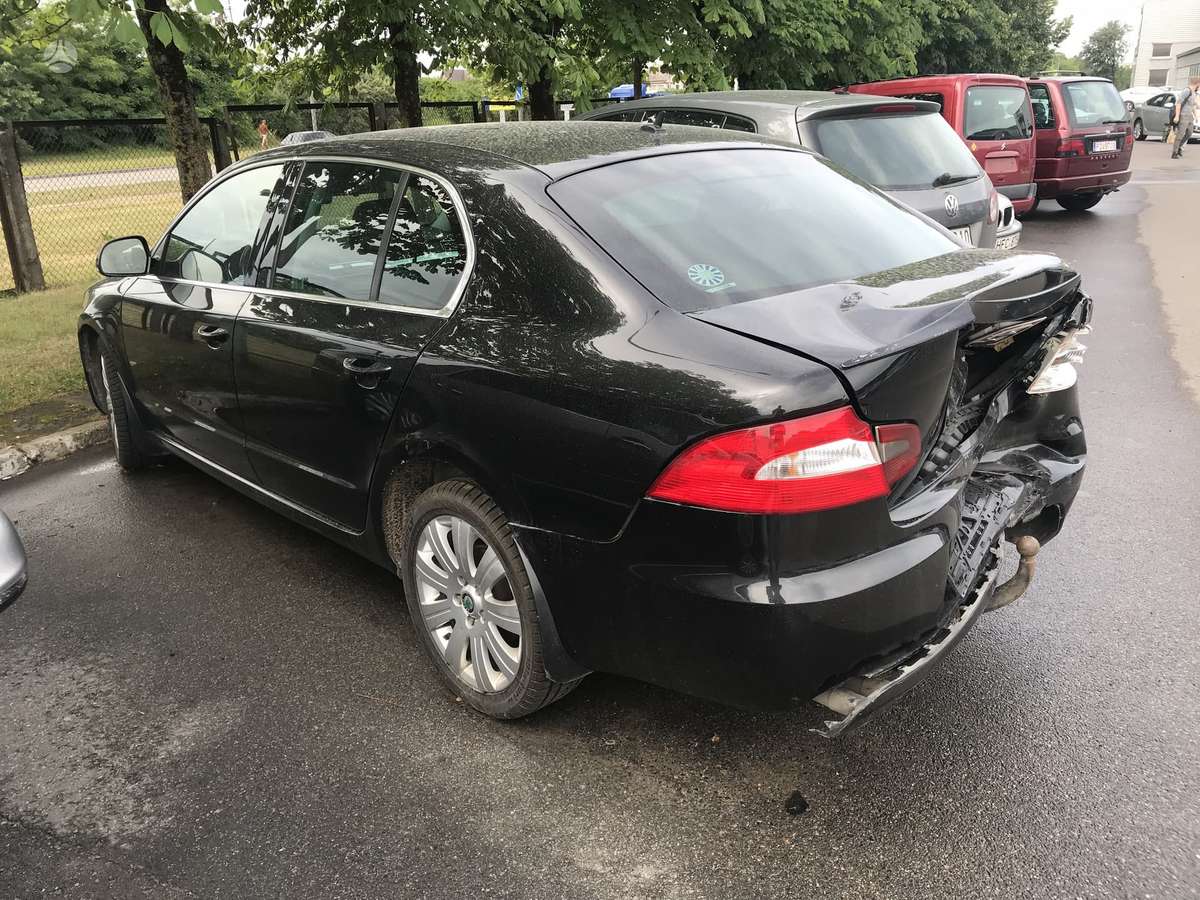 Skoda Superb for parts