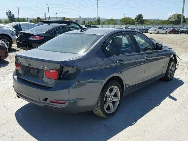 BMW 3 serija dalimis