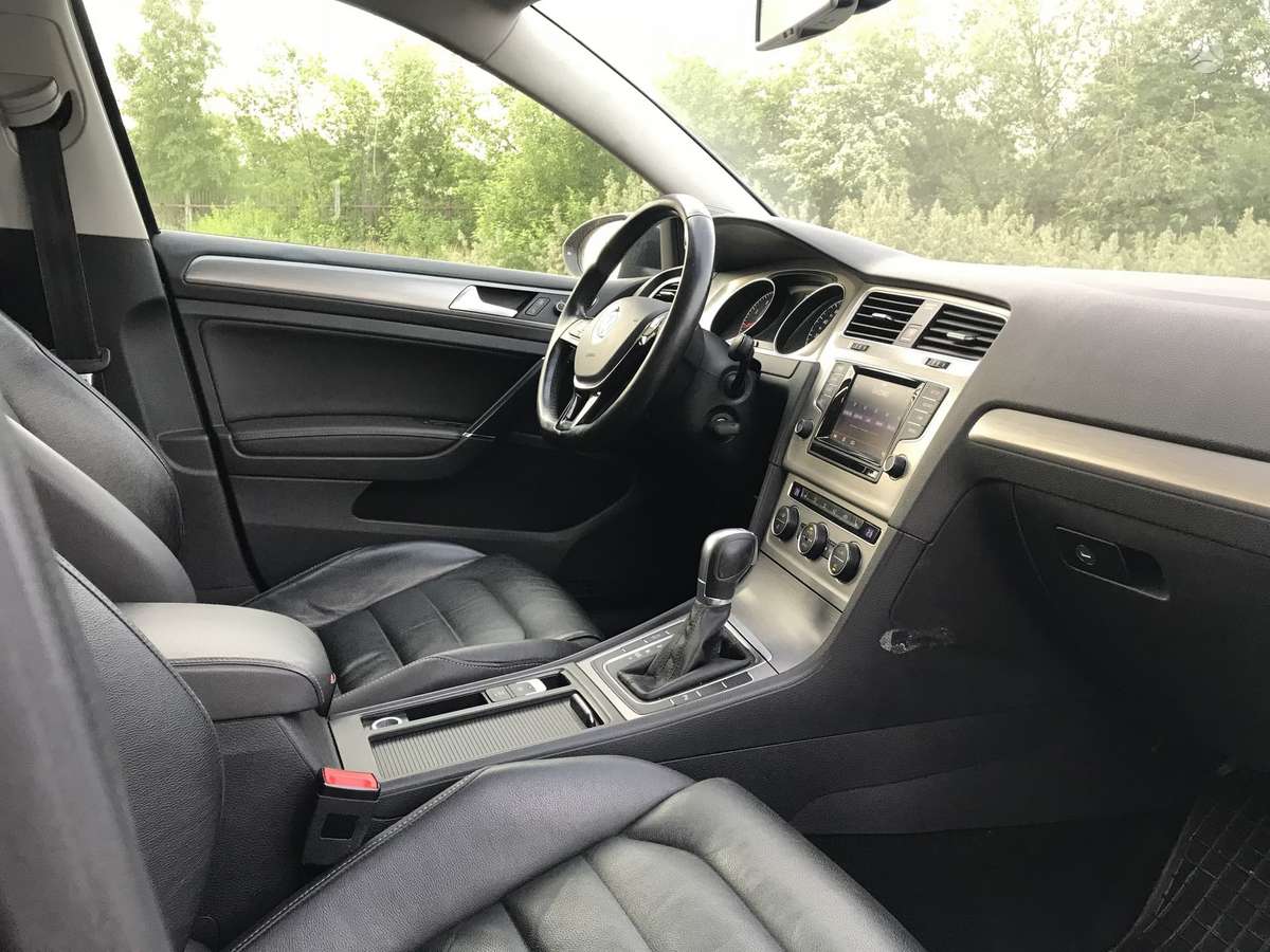 Volkswagen Golf dalimis