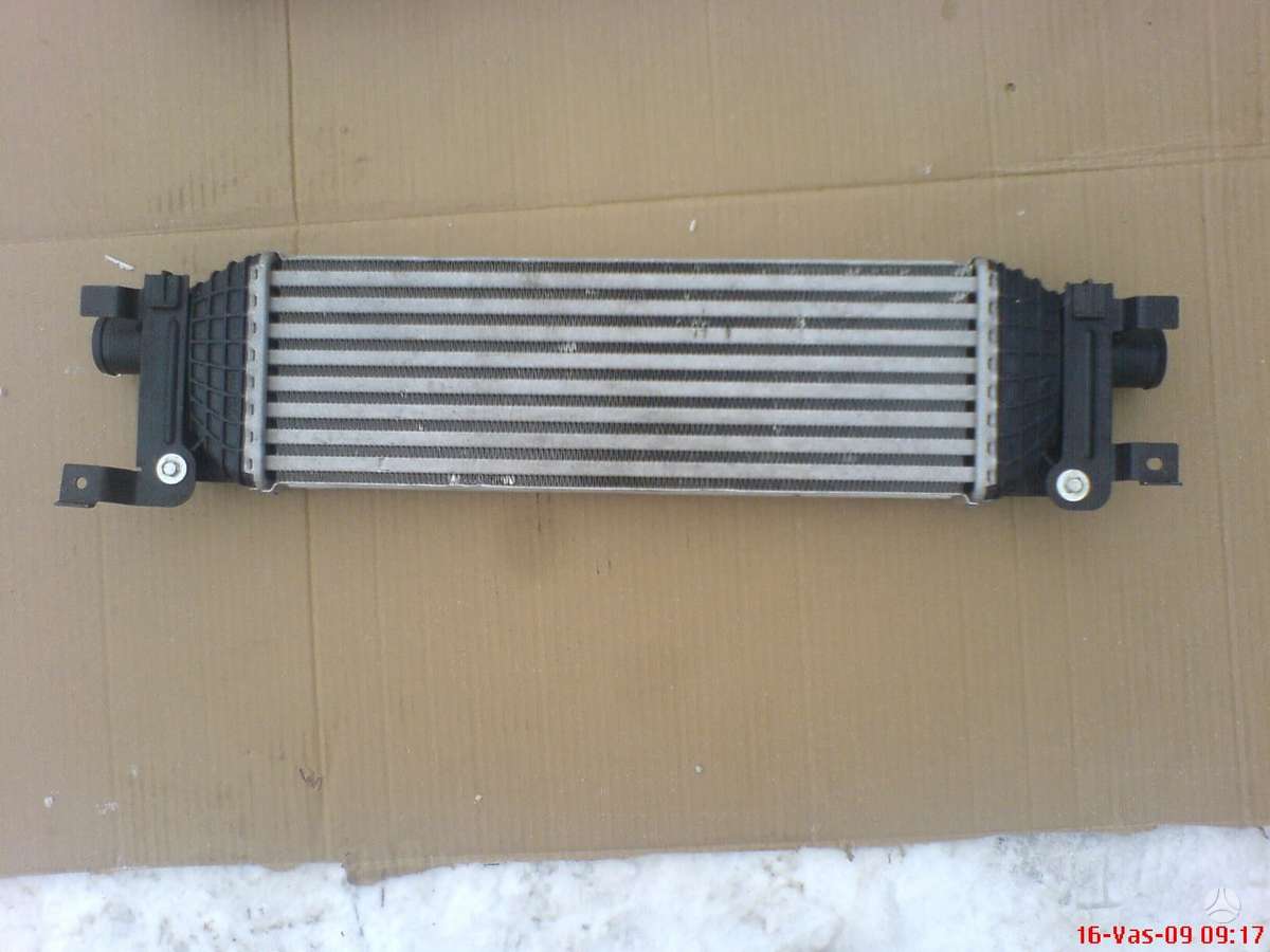 Mazda 2 water radiator, fan
