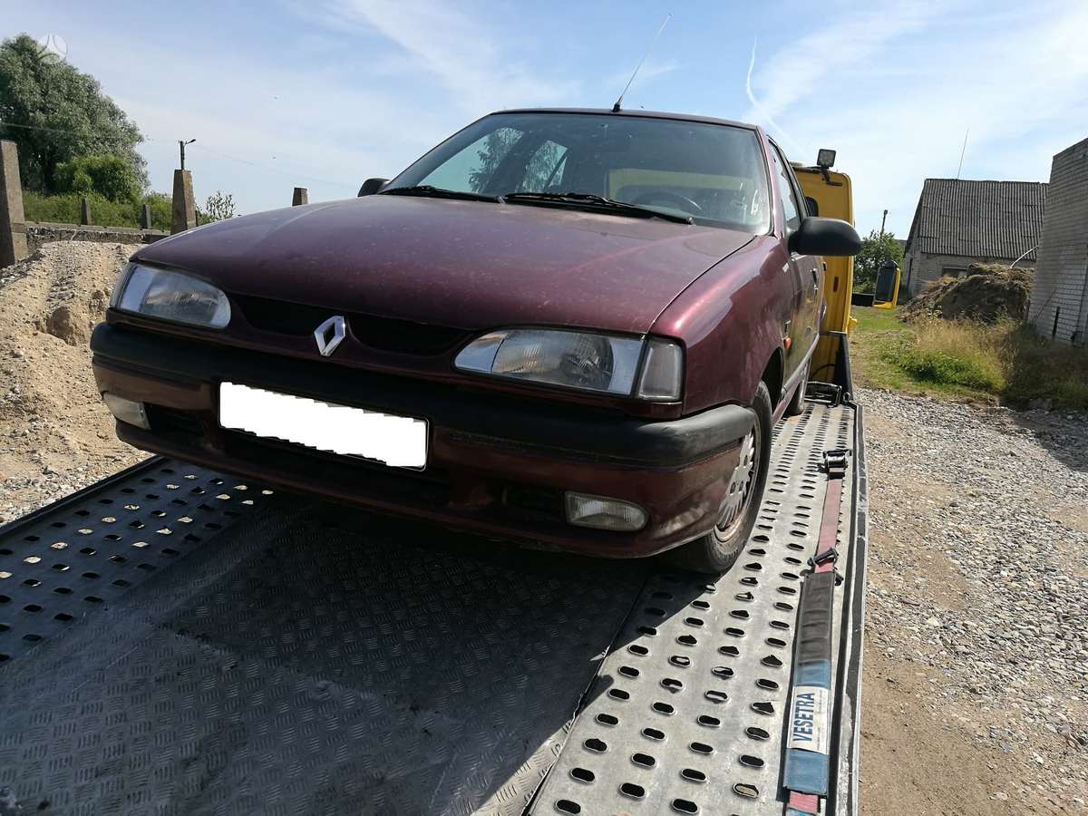 Renault 19