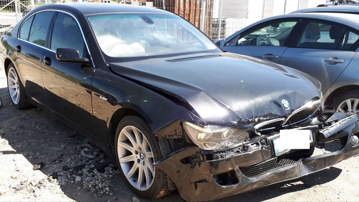 BMW 745 по частям