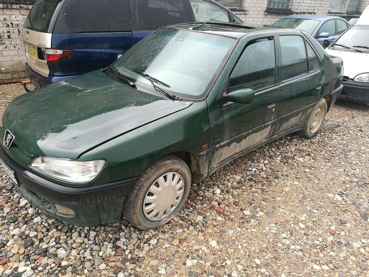 Peugeot 306
