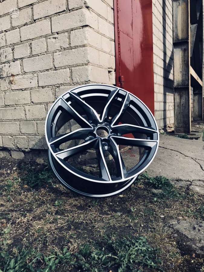 Audi S Line, light alloy, R18