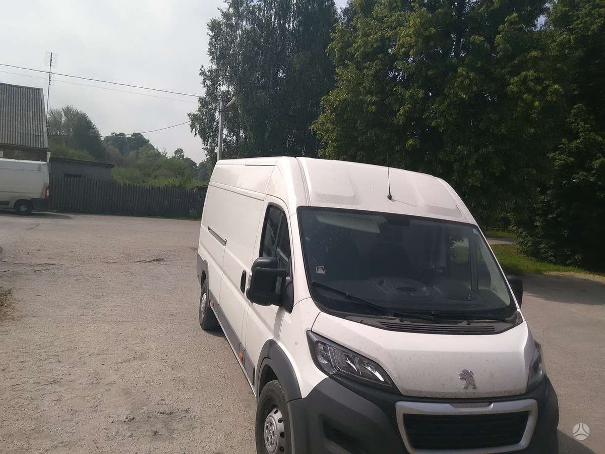 Peugeot Boxer, cargo vans