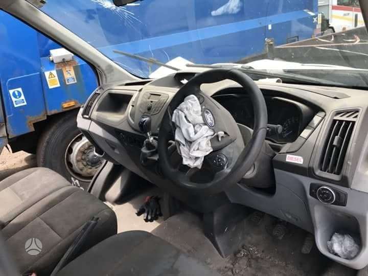 Ford Transit dalimis