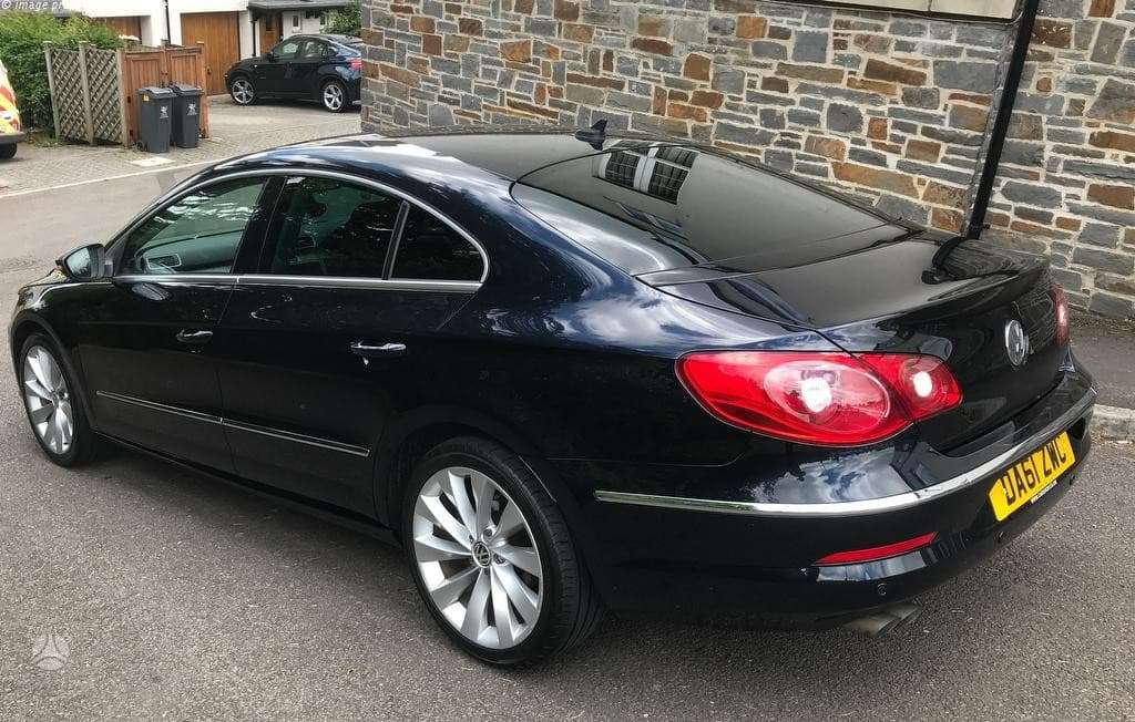 Volkswagen Passat CC dalimis