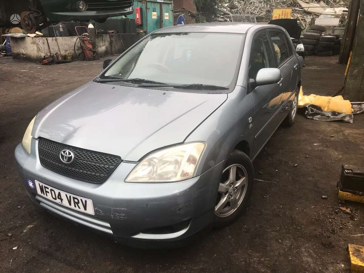Toyota Corolla по частям