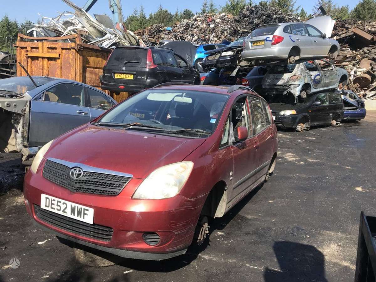 Toyota Corolla Verso по частям. Automatas