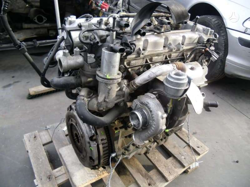 Kia Cerato dalimis. 1 5 crdi 4 cilindru