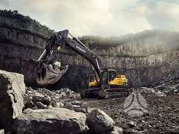Komatsu Kitas, statybos ir kelių tiesimo technika
