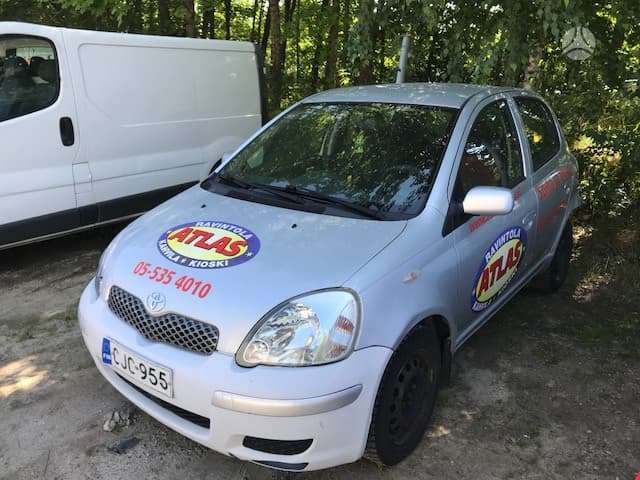 Toyota Yaris for parts