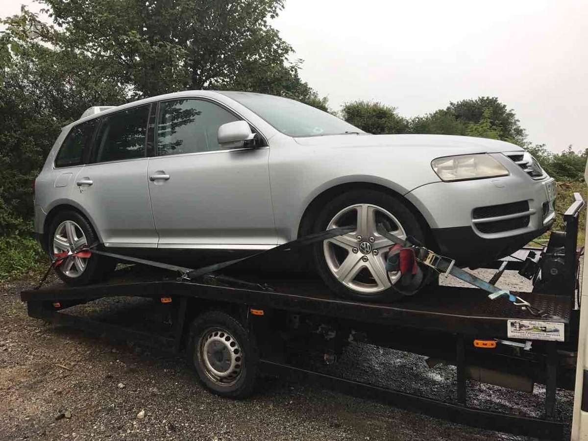 Volkswagen Touareg dalimis