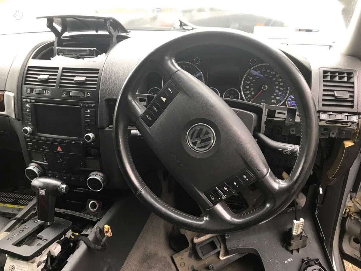 Volkswagen Touareg по частям