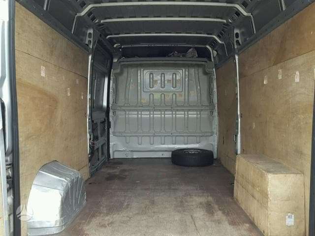 Volkswagen LT 35, preču