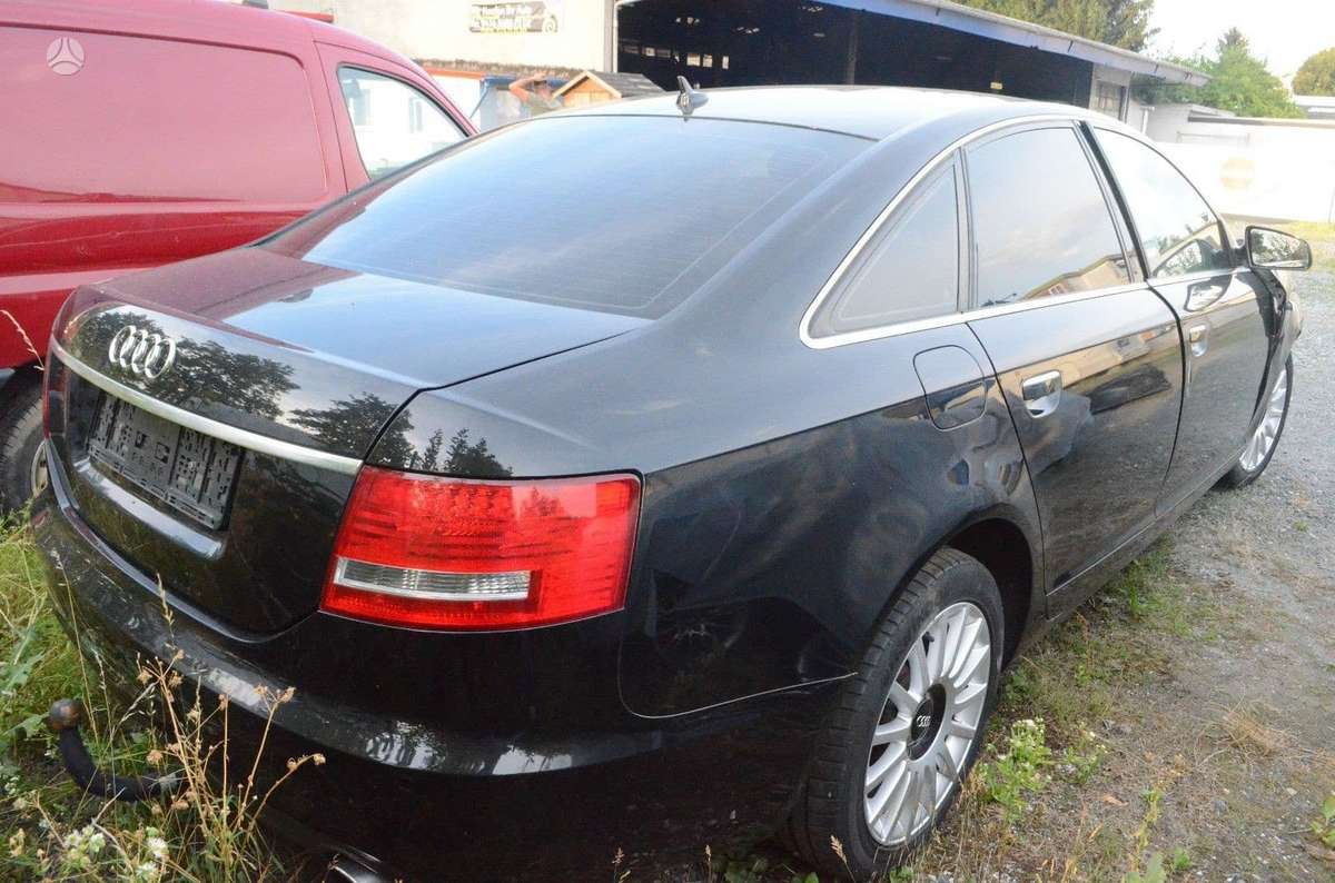 Audi A6 dalimis
