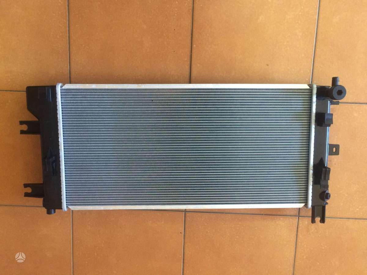 Nissan Leaf body parts