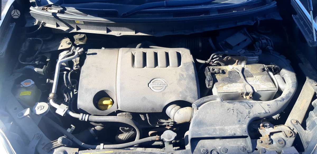 Nissan X-Trail for parts