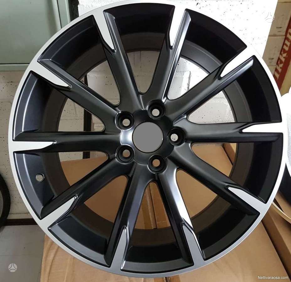 Volvo Bor Style, lengvojo lydinio, R18