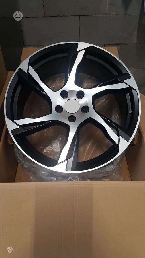 Volvo 6-Spoke Style, light alloy, R19