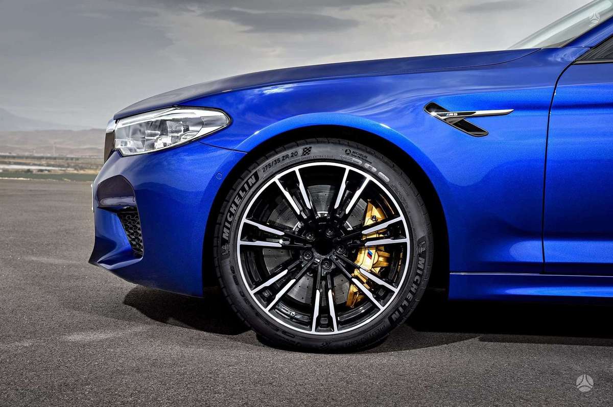 BMW M5-M6 style, light alloy, R20
