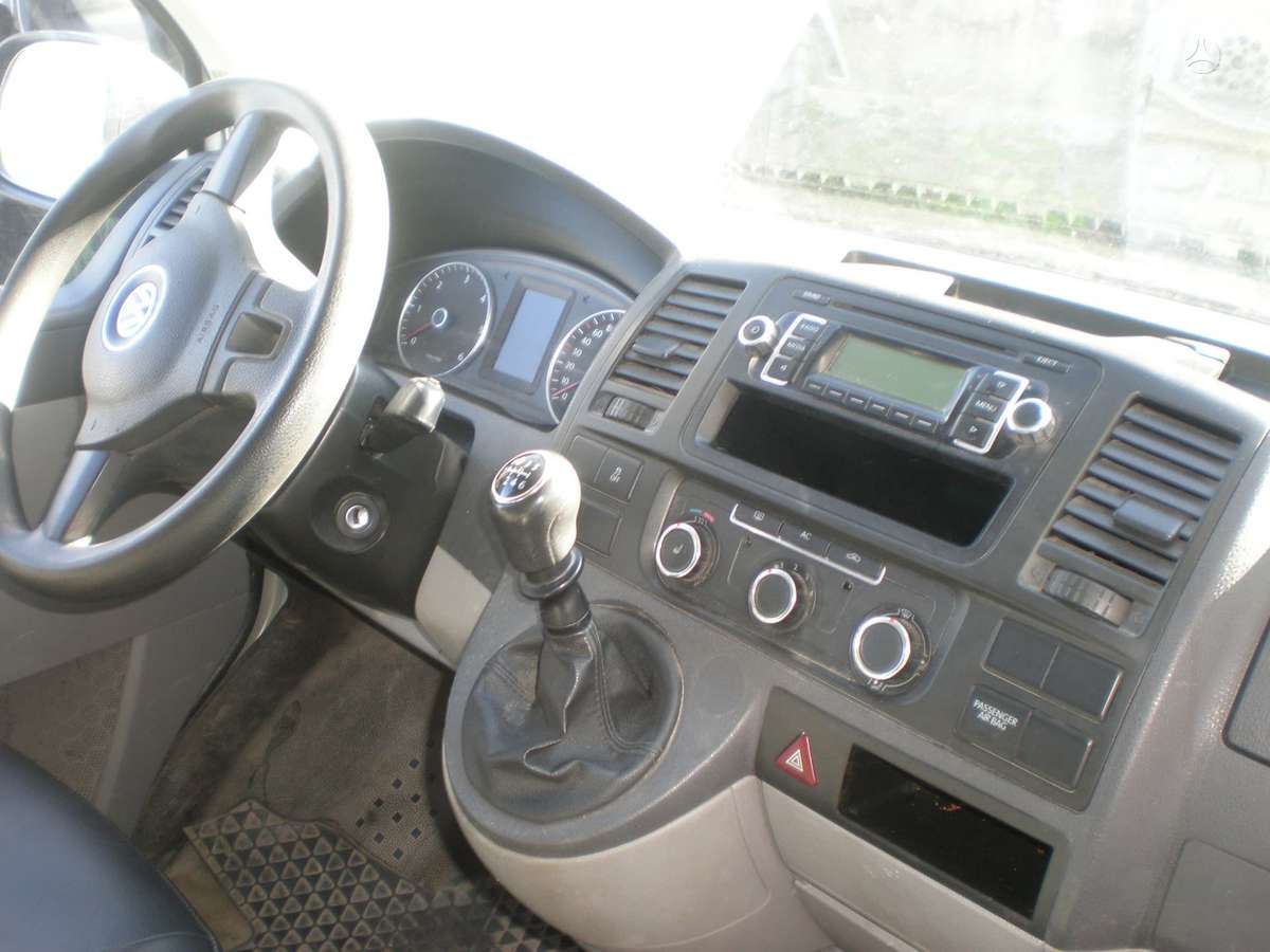 Volkswagen Transporter, passenger vans