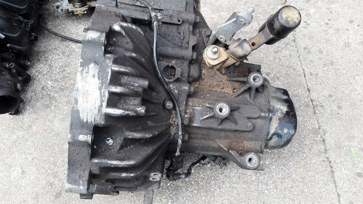 Mazda 3, L8 L8-DE, dalimis. Viber whatsapp 37066686665