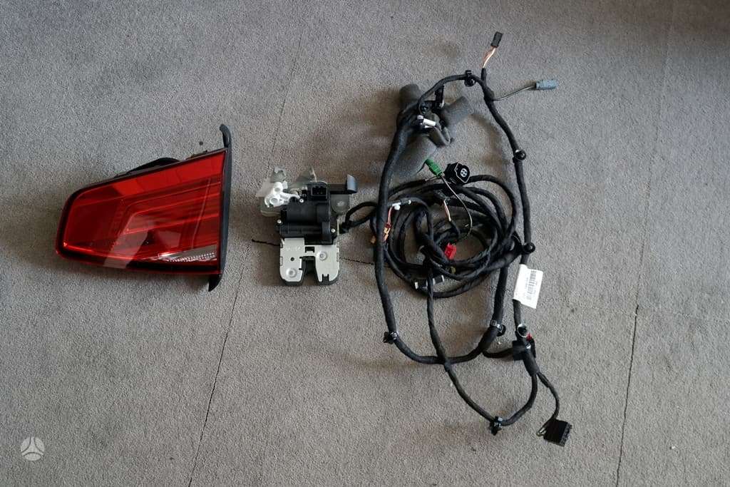 Volkswagen Passat interior parts