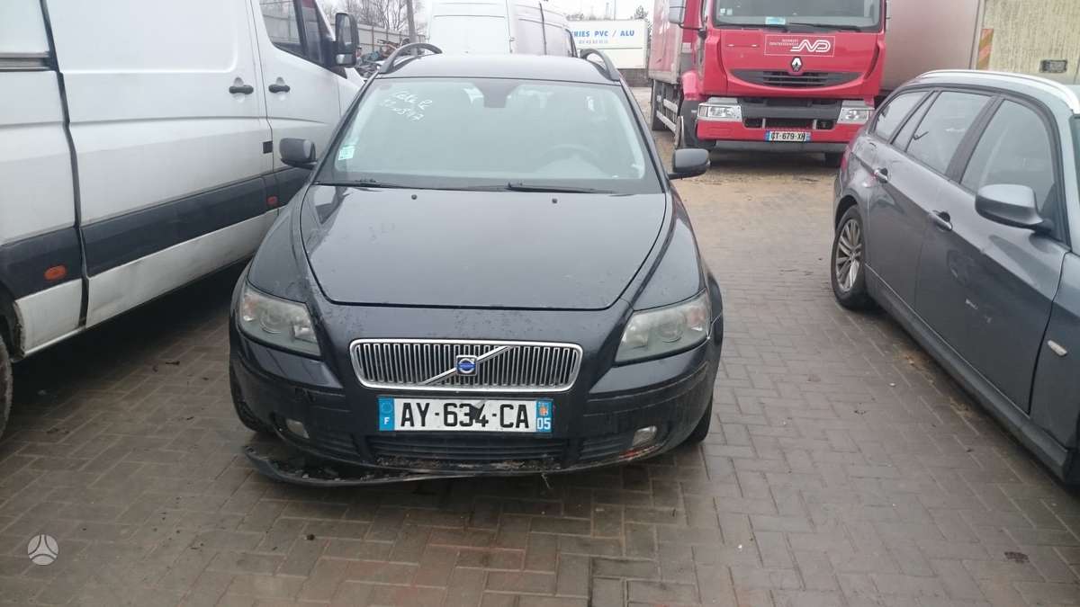 Volvo V50 по частям