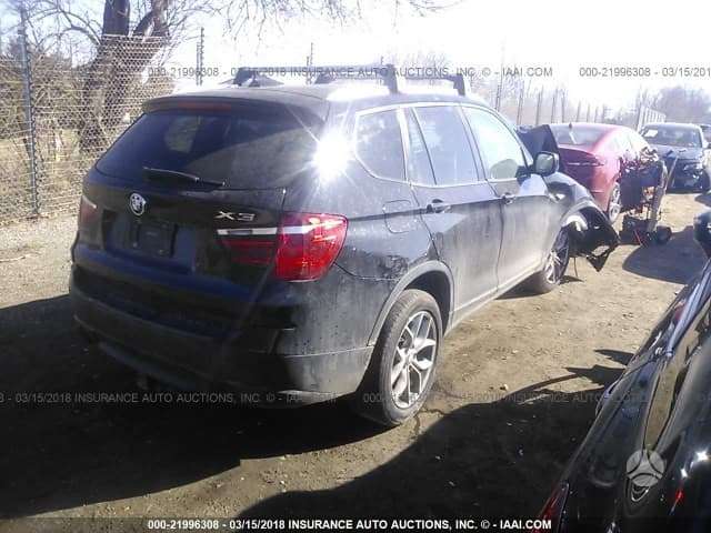 BMW X3 dalimis