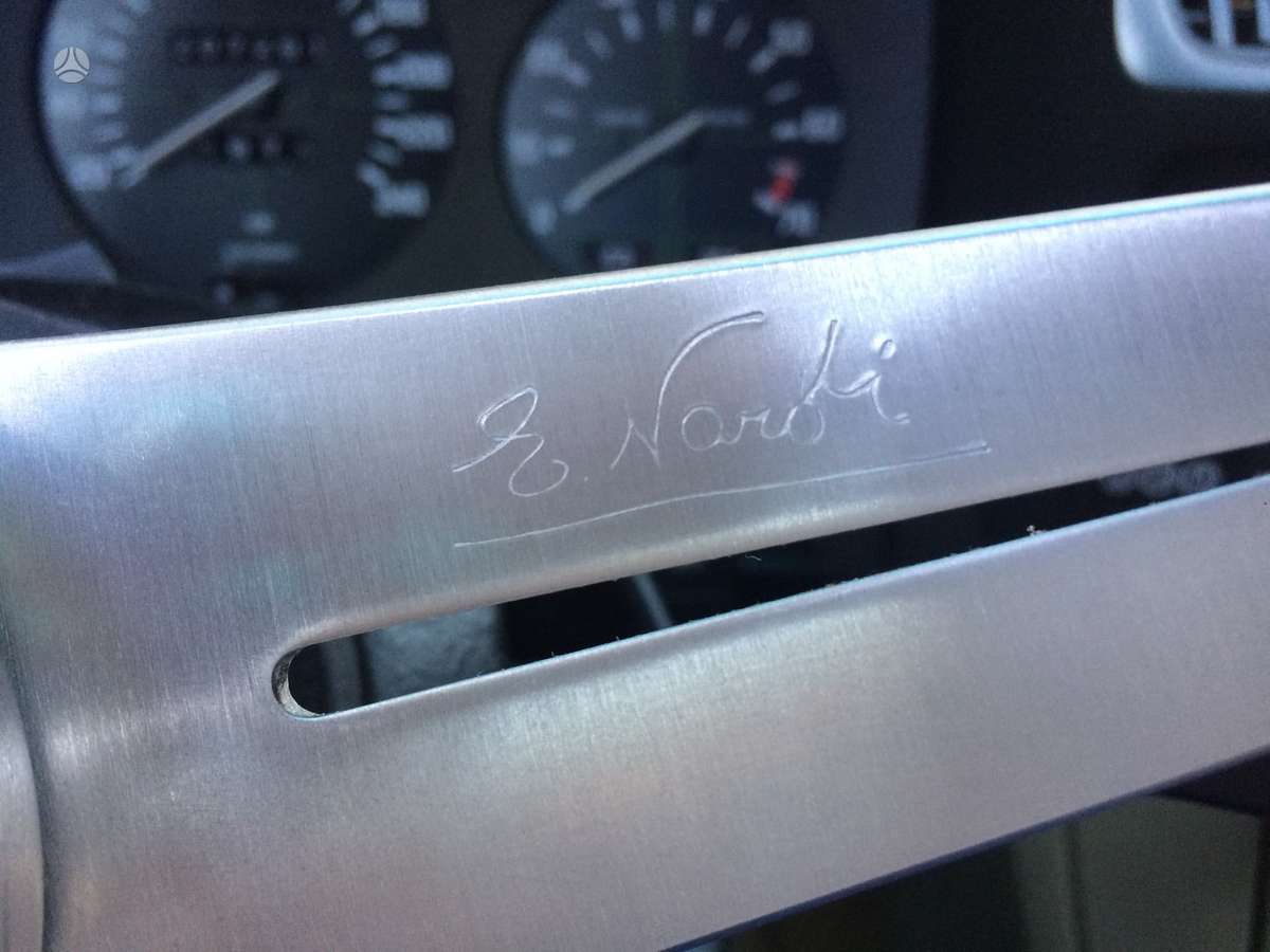 BMW 732, 3.2 l., Седан
