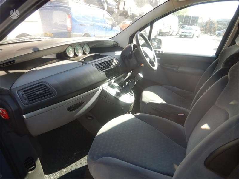 Peugeot 807, RHT, dalimis. Variklis rht rida 107450ml