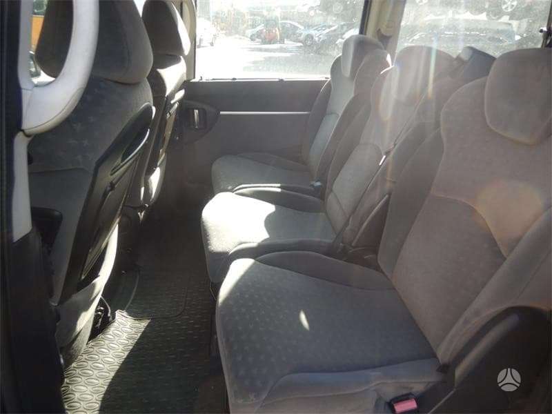 Peugeot 807, RHT, dalimis. Variklis rht rida 107450ml