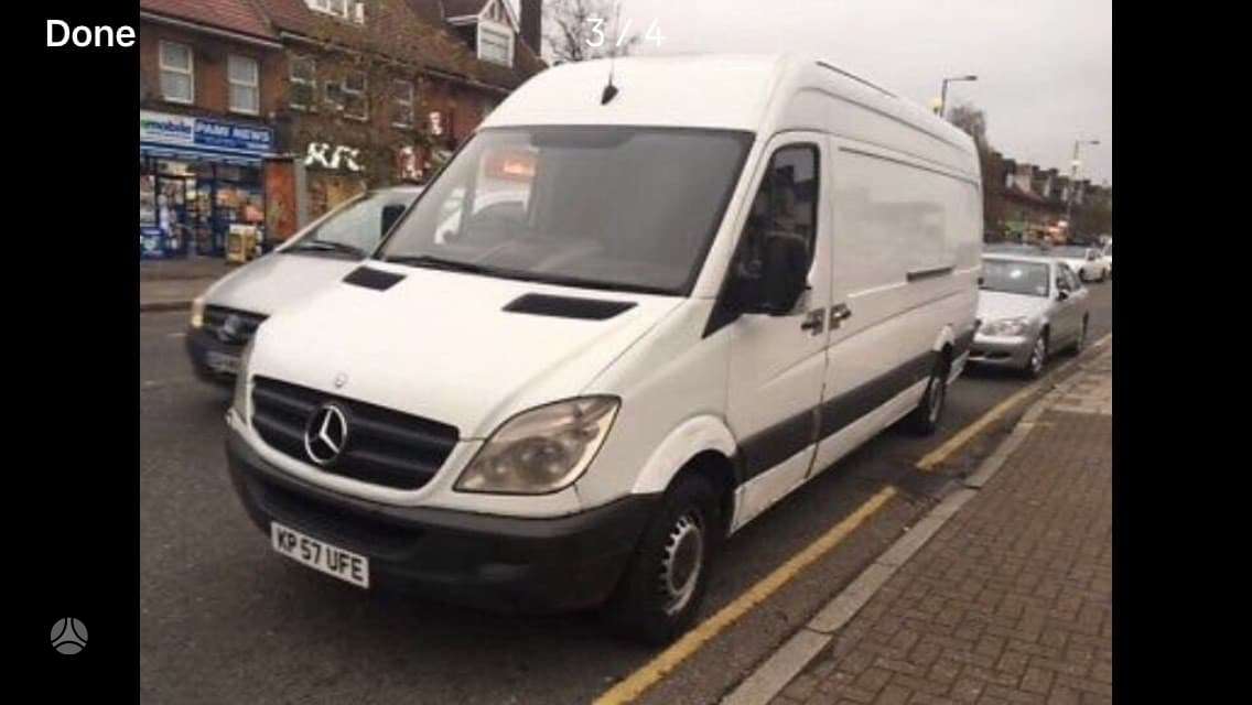Mercedes-Benz Sprinter, cargo vans
