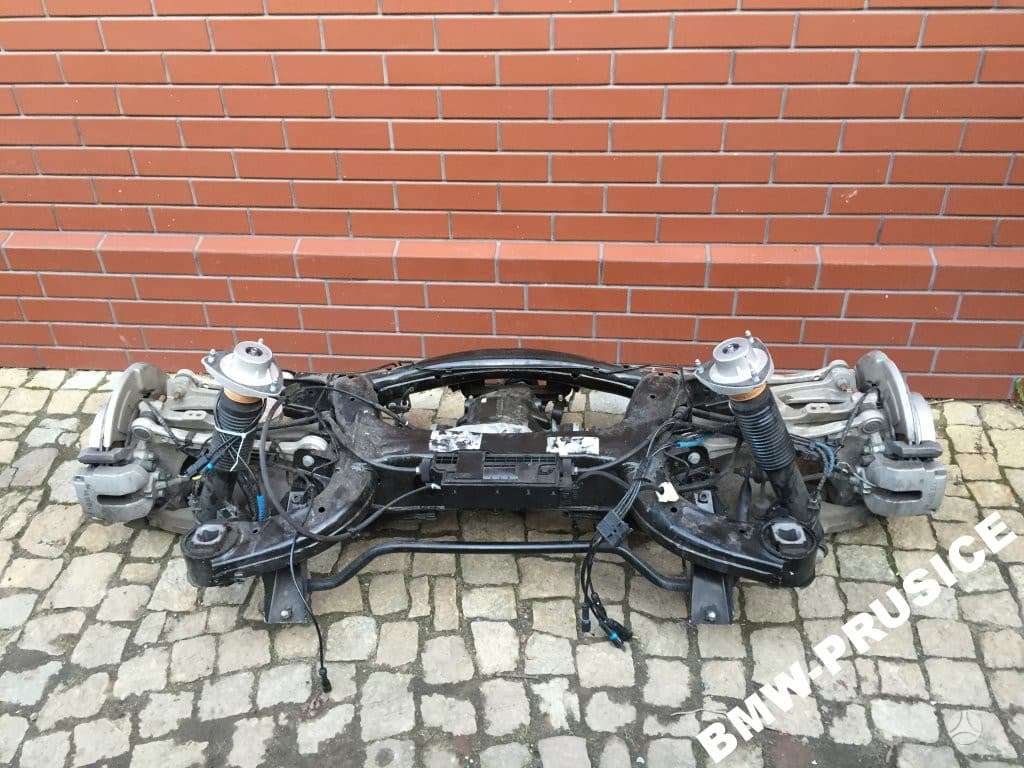 BMW X6 Didelis bmw detalių asortimentas