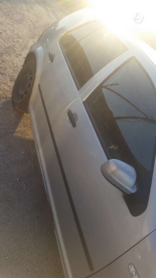 Volkswagen Golf по частям. Skambinti siais numeriais 37066456954 37060200711