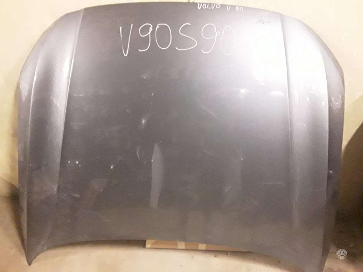 Volvo S90
